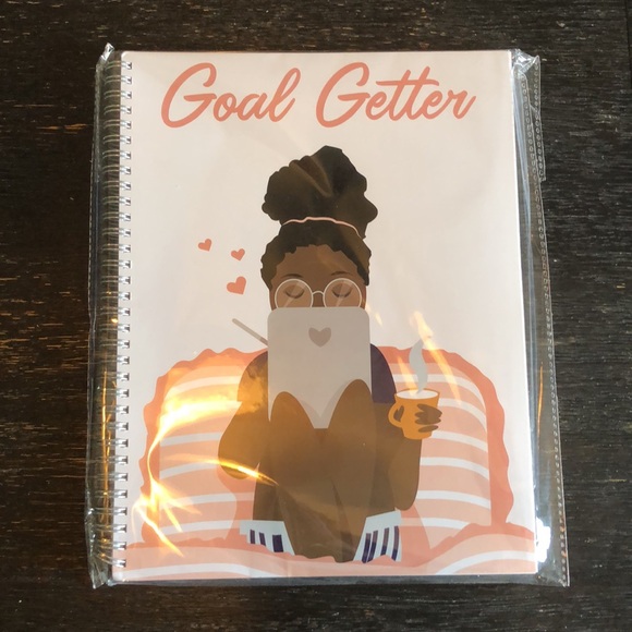 Yellow tote bag + 3 notebooks size 8.5x11 + 1 hard cover journal - Picture 5 of 6